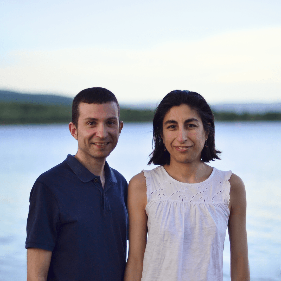 Carlos Galán y Vanessa Fernández, naturópatas en NaturaSer